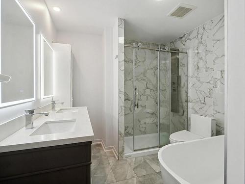 Ensuite bathroom - 7855 Rue Nelligan, Brossard, QC - Indoor Photo Showing Bathroom