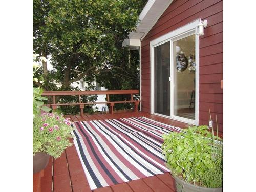 828 Sixth Street East, Fort Frances, ON - Outdoor With Deck Patio Veranda