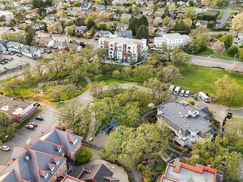 202-1301 Hillside Ave, Victoria, BC - Outdoor With View