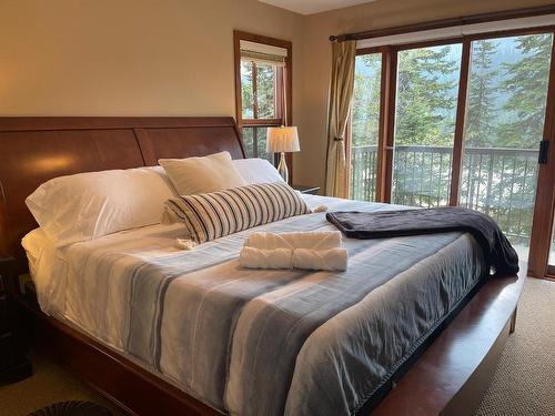 46-5035 Valley Drive, Kamloops, BC - Indoor Photo Showing Bedroom