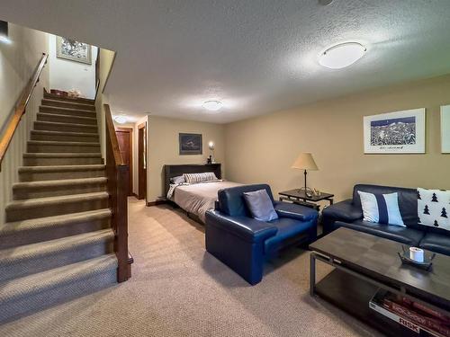 46-5035 Valley Drive, Kamloops, BC - Indoor