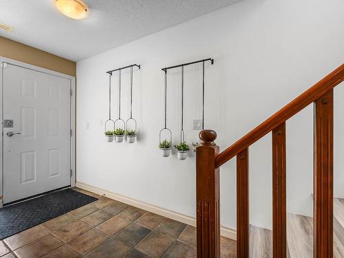 23-2210 Qu'Appelle Blvd, Kamloops, BC - Indoor Photo Showing Other Room