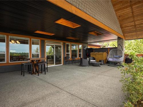 202-679 Terminal Ave, Nanaimo, BC - Outdoor With Deck Patio Veranda