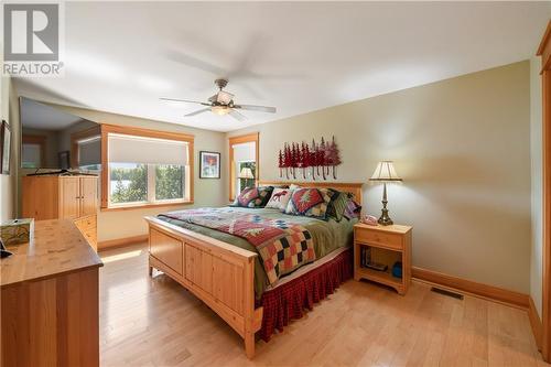 1022A Coutlee Point Lane, Sharbot Lake, ON - Indoor Photo Showing Bedroom