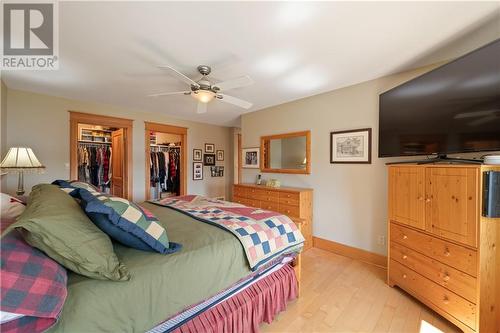 1022A Coutlee Point Lane, Sharbot Lake, ON - Indoor Photo Showing Bedroom