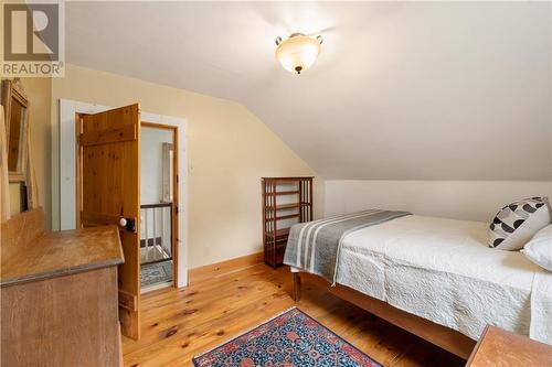 1332 Ferguson'S Falls Road, Lanark, ON - Indoor Photo Showing Bedroom