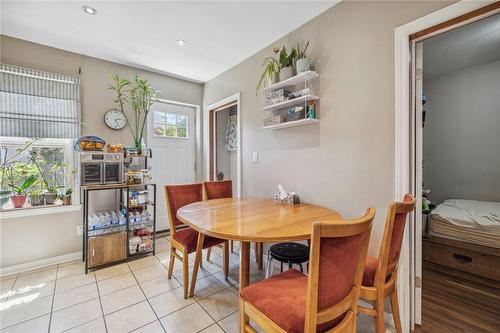 10 Craigmiller Avenue, Hamilton, ON - Indoor Photo Showing Dining Room