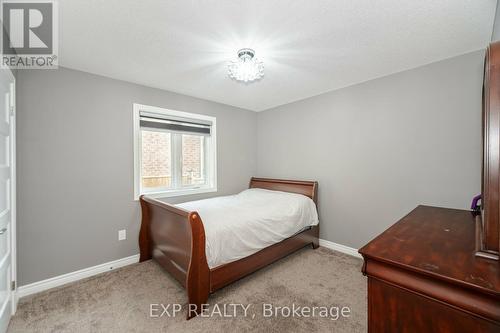 5 Secord Street, Thorold, ON - Indoor Photo Showing Bedroom