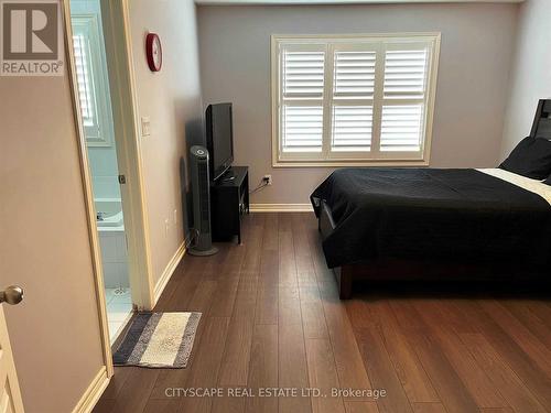 481 Terrace Way, Oakville, ON - Indoor Photo Showing Bedroom