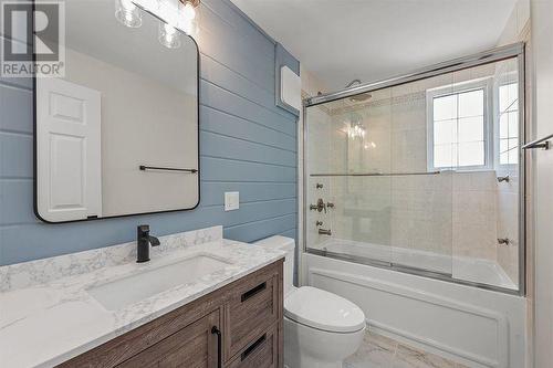 17 Kenney Road, Elgin, ON - Indoor Photo Showing Bathroom