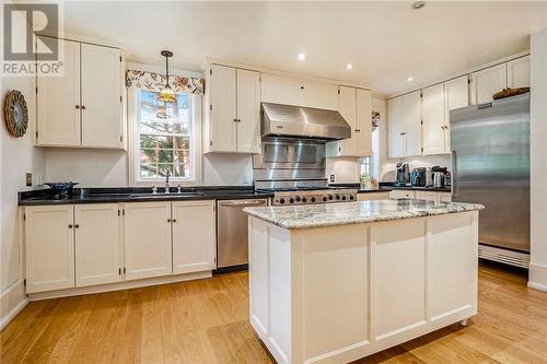 Kitchen with island - 212 Franks Road, Rideau Lakes, ON - Indoor Photo Showing Kitchen