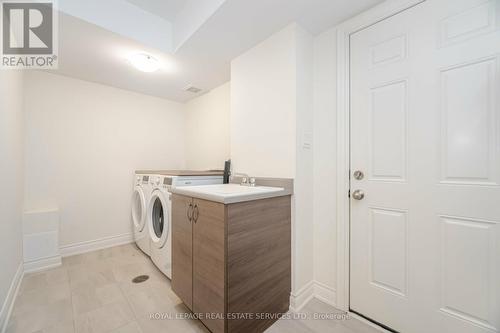 20 Brushwood Drive, Brampton, ON - Indoor Photo Showing Laundry Room