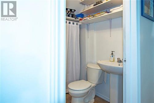 1070 Elizabeth Street, Sharbot Lake, ON - Indoor Photo Showing Bathroom