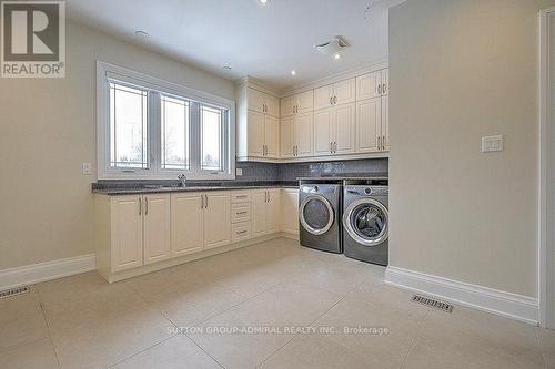 4640 Lloydtown-Aurora Road, King, ON - Indoor Photo Showing Laundry Room