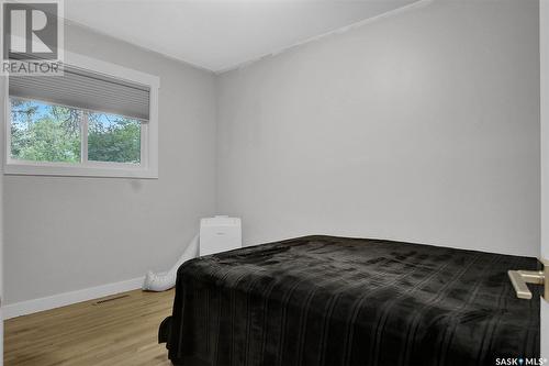 820 Grace Street, Regina, SK - Indoor Photo Showing Bedroom