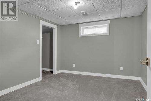 820 Grace Street, Regina, SK - Indoor