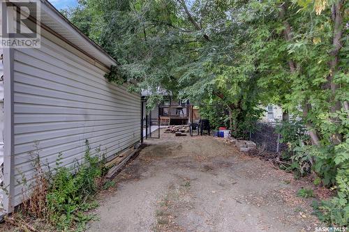 820 Grace Street, Regina, SK - Outdoor