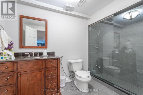 10 Stonehart Street, Caledon (Palgrave), ON - Indoor Photo Showing Bathroom