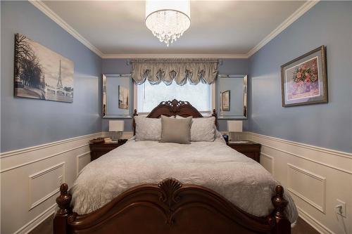 65 Blueridge Crescent, Brantford, ON - Indoor Photo Showing Bedroom