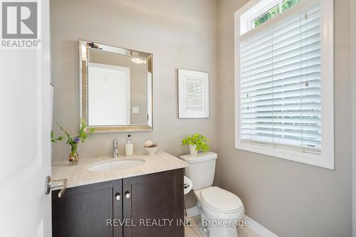 35 Cannery Drive, Niagara-On-The-Lake, ON - Indoor Photo Showing Bathroom