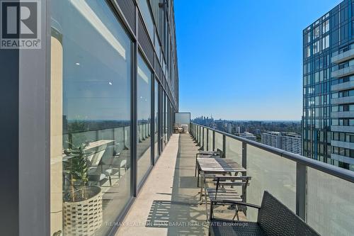 Ph 02 - 185 Roehampton Avenue, Toronto (Mount Pleasant West), ON - Outdoor With Balcony With View With Exterior