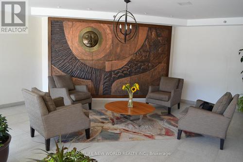 1611 - 120 Dundalk Drive, Toronto (Dorset Park), ON - Indoor Photo Showing Living Room