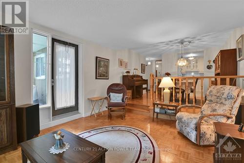 202 - 1599 Lassiter Terrace, Ottawa, ON - Indoor Photo Showing Living Room