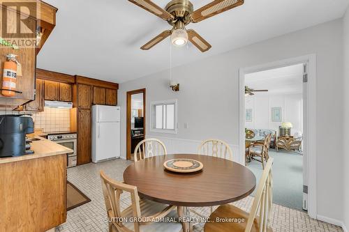 17 Cody Road, Tiny, ON - Indoor Photo Showing Dining Room