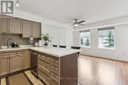 2122 - 115 George Appleton Way, Toronto (Downsview-Roding-Cfb), ON - Indoor Photo Showing Kitchen