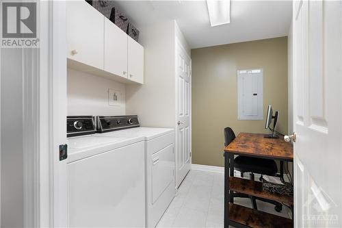 1480 Riverside Drive Unit#2107, Ottawa, ON - Indoor Photo Showing Laundry Room