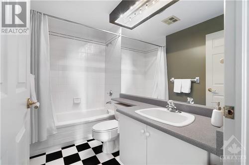 1480 Riverside Drive Unit#2107, Ottawa, ON - Indoor Photo Showing Bathroom