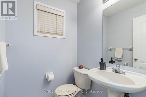 12 Tanglemere Crescent, Brampton (Fletcher'S Meadow), ON - Indoor Photo Showing Bathroom