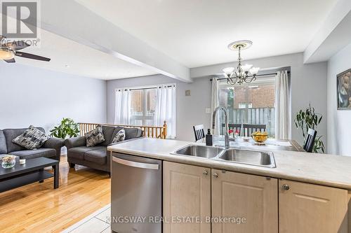 12 Tanglemere Crescent, Brampton (Fletcher'S Meadow), ON - Indoor Photo Showing Kitchen With Double Sink