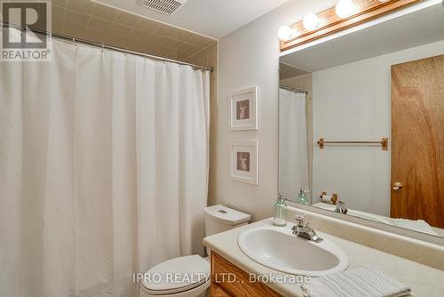 1007 Omineca Road 6 Road, Muskoka Lakes, ON - Indoor Photo Showing Bathroom