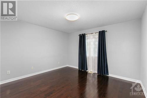 28 Borealis Crescent, Ottawa, ON - Indoor Photo Showing Other Room