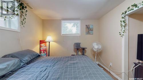 803 Princess Street, Regina, SK - Indoor Photo Showing Bedroom