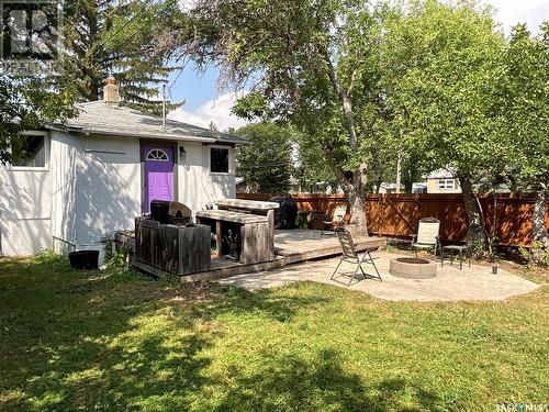 803 Princess Street, Regina, SK - Outdoor