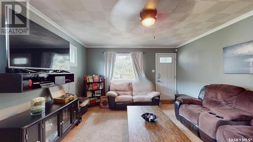 803 Princess Street, Regina, SK - Indoor Photo Showing Living Room