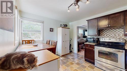 803 Princess Street, Regina, SK - Indoor Photo Showing Kitchen