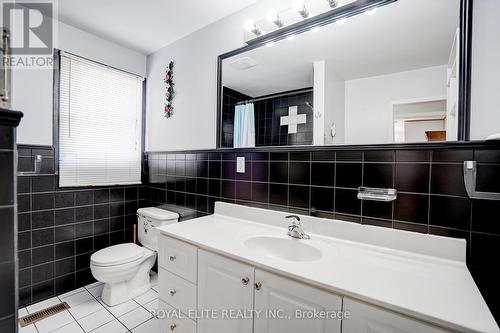 339 Winnifred Drive, Georgina, ON - Indoor Photo Showing Bathroom