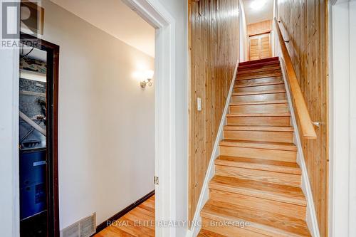 339 Winnifred Drive, Georgina, ON - Indoor Photo Showing Other Room