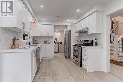 86 Liebeck Crescent, Markham (Unionville), ON - Indoor Photo Showing Kitchen With Upgraded Kitchen