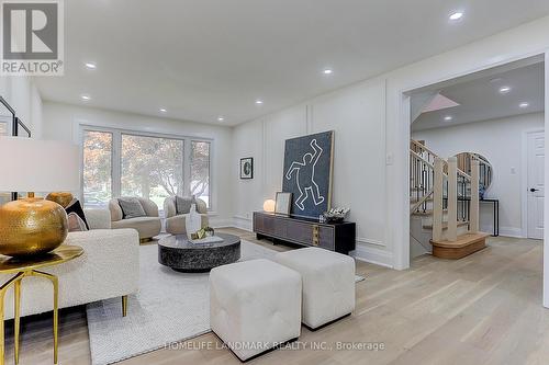 86 Liebeck Crescent, Markham (Unionville), ON - Indoor Photo Showing Living Room