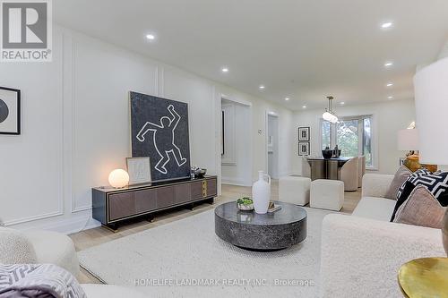 86 Liebeck Crescent, Markham (Unionville), ON - Indoor Photo Showing Living Room