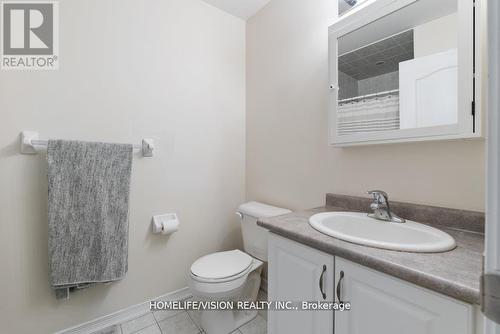 3 - 90 Sovereign'S Gate N, Barrie (Innis-Shore), ON - Indoor Photo Showing Bathroom