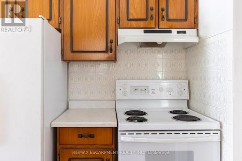 312 Mary Street, Oakville (Old Oakville), ON - Indoor Photo Showing Kitchen