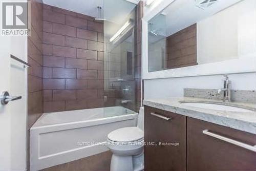 1807 - 88 Park Lawn Road, Toronto (Mimico), ON - Indoor Photo Showing Bathroom