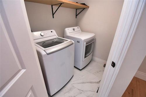 72 Stone Church Road W|Unit #11, Hamilton, ON - Indoor Photo Showing Laundry Room