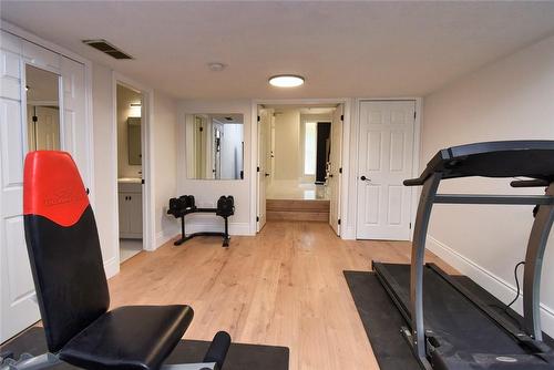 72 Stone Church Road W|Unit #11, Hamilton, ON - Indoor Photo Showing Gym Room