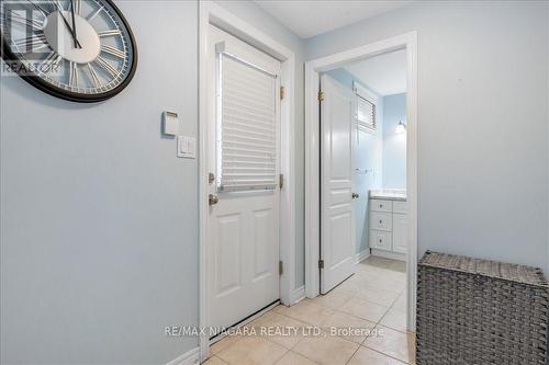 1025 Pelham Road, St. Catharines, ON - Indoor Photo Showing Other Room